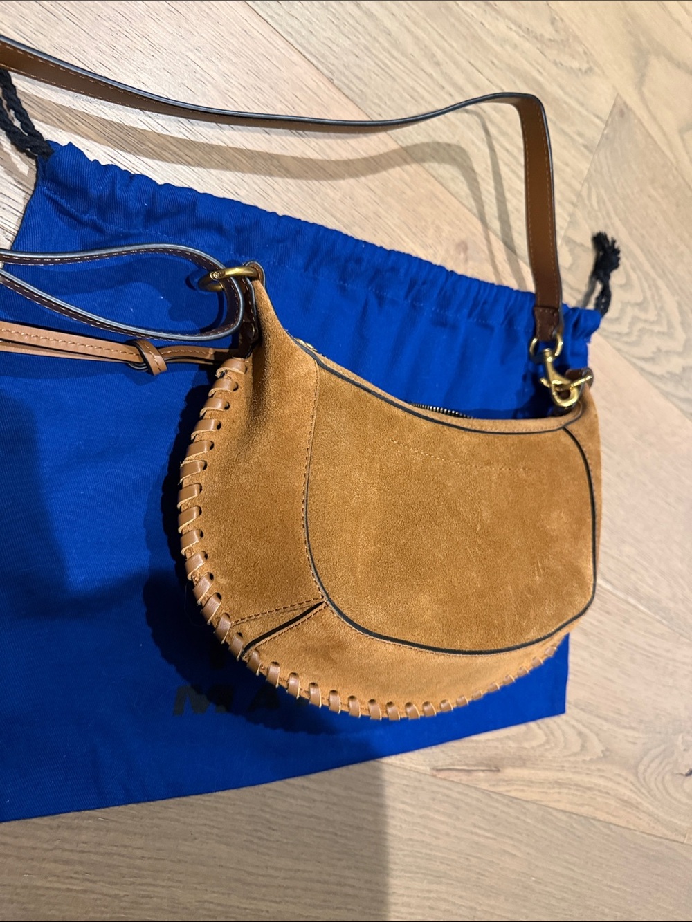 ISABEL MARANT Oskan Moon whipstitched leather-trimmed suede shoulder bag - Picture 6 of 6